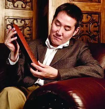 吃瓜娱乐圈 导演海岩