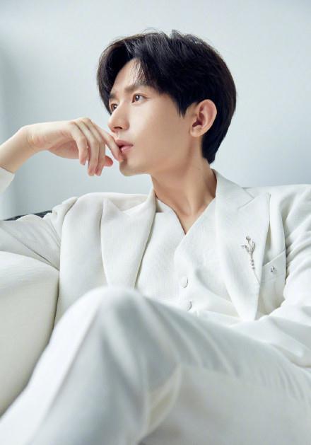 吃瓜娱乐圈 罗云熙是谁,娱乐圈新晋实力派演员的崛起之路